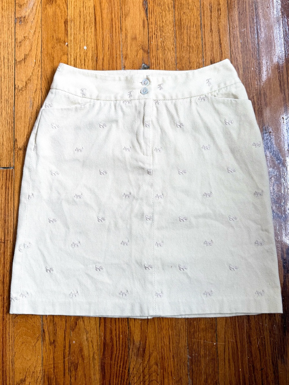 J McLaughlin Scottie dog beige skirt
